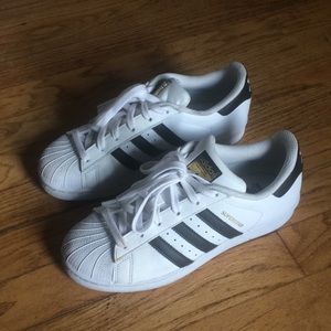 Adidas Superstars